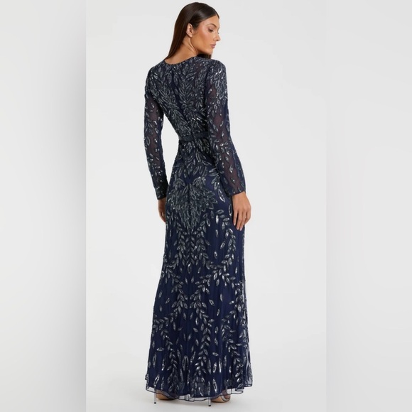 NWT | Mac Duggal 6023 Midnight Long Sleeve Neckline Embellished Gown Size 6 - Picture 4 of 11